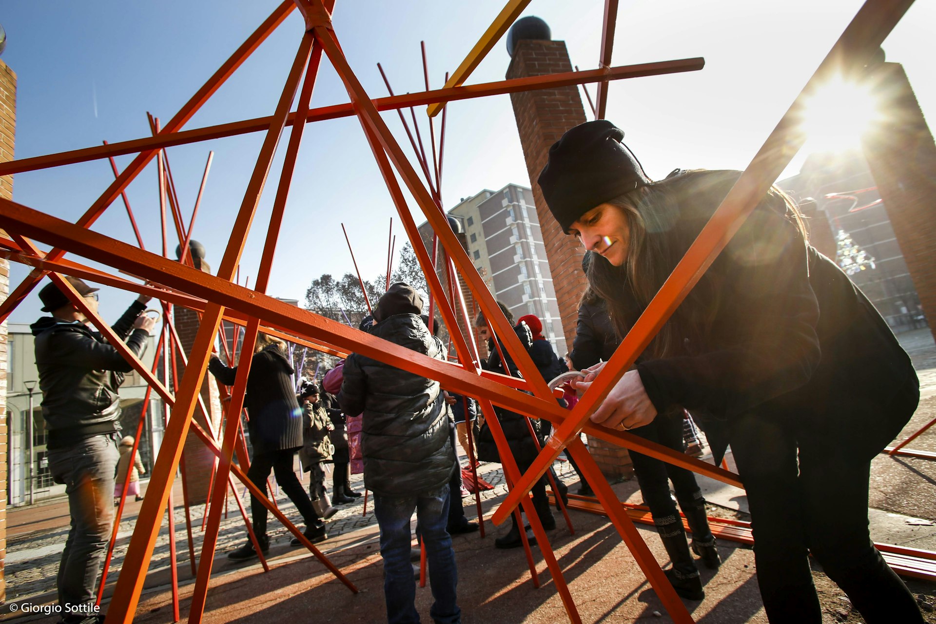 Steli is a fun, interactive and colourful event for the whole family from Italian company Stalker Teatro